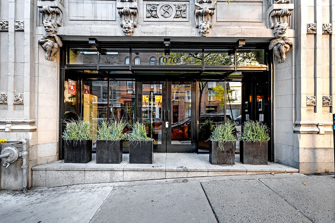 1070 Rue De Bleury, Apt. 303, Ville-Marie, Québec