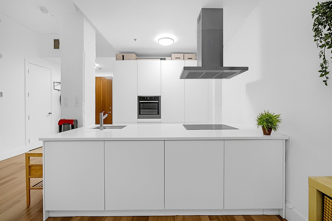 1070 Rue De Bleury, Apt. 303, Ville-Marie, Québec