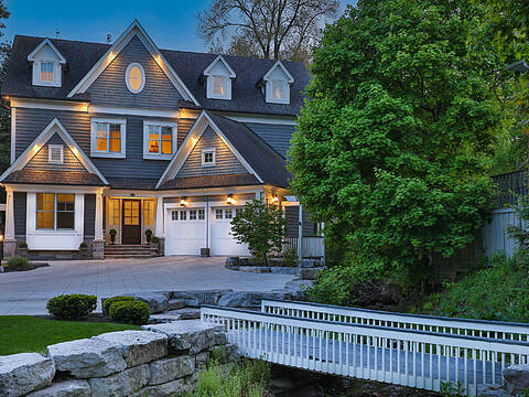 438 Fourth Line, Oakville