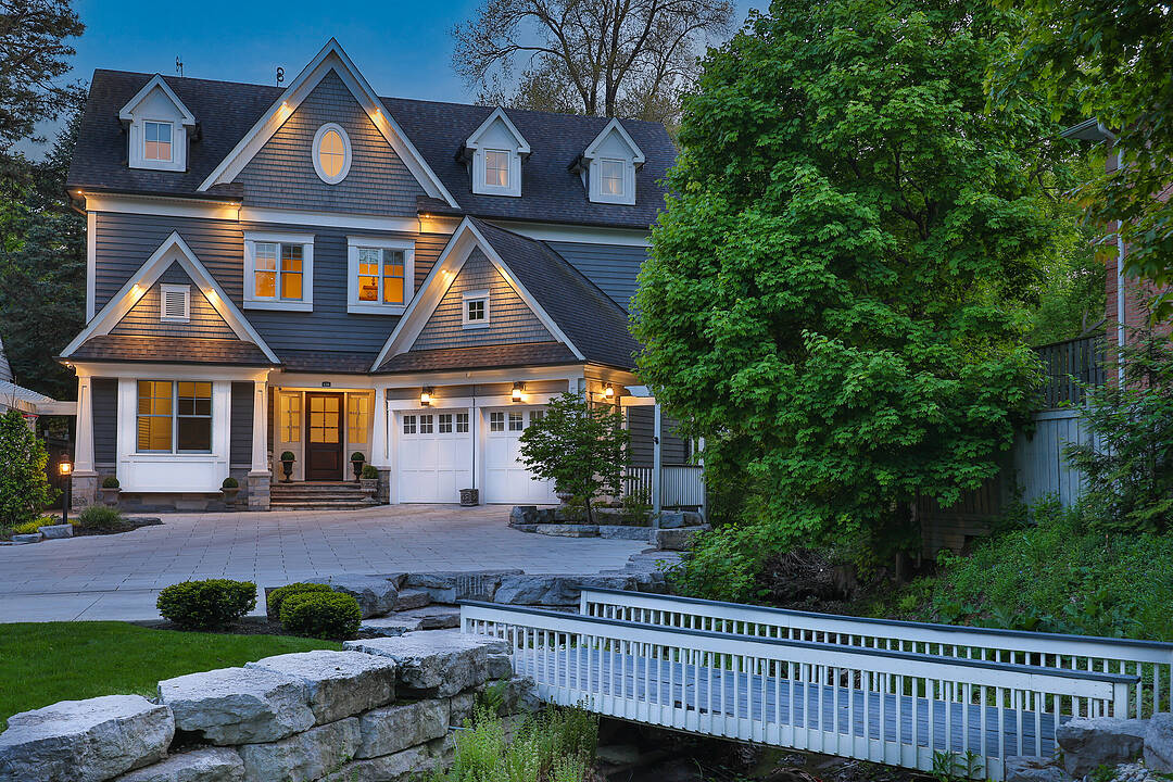 438 Fourth Line, Oakville, Ontario