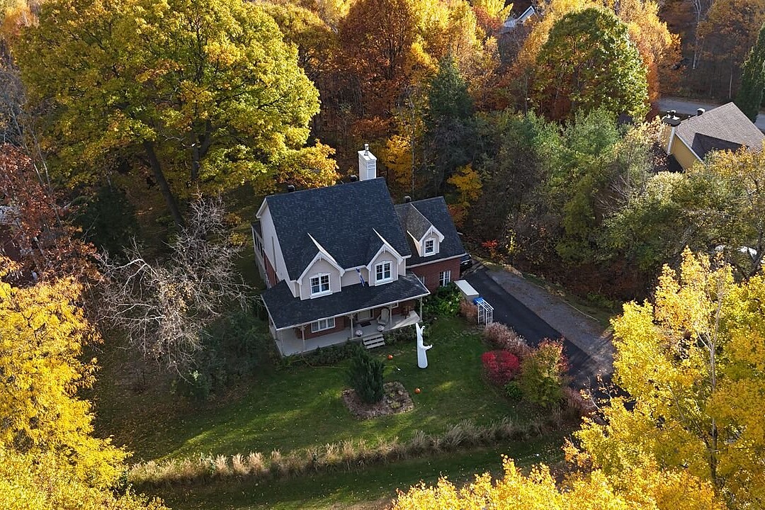 34 Rue du Ruisseau, Oka, Québec