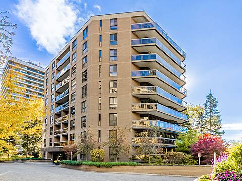 70 Rosehill Ave #604, Toronto