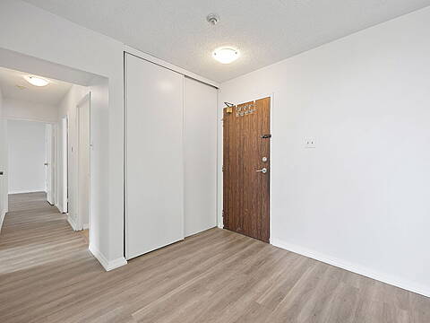 100 Prudential Dr #911, Toronto