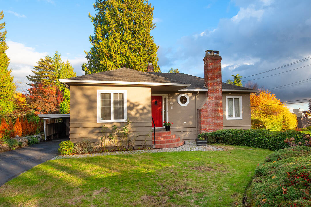 914 17th Street, West Vancouver, British Columbia