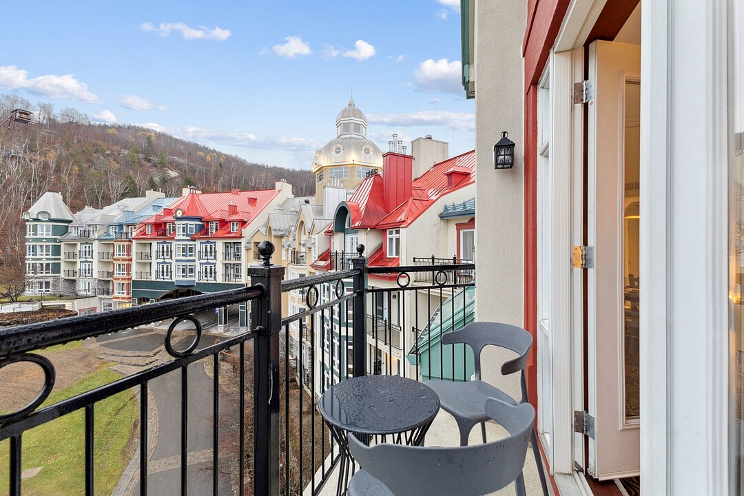 150 Ch. au Pied-de-la-Montagne, Apt. 403B, Mont-Tremblant, Québec
