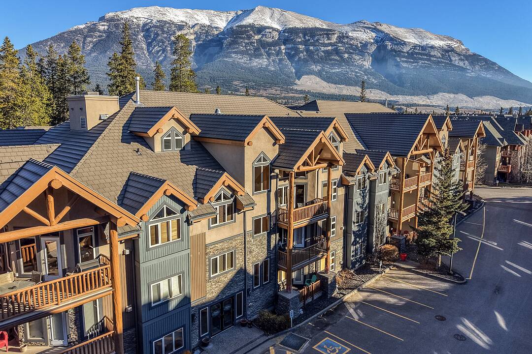 175 Crossbow Place #204, Canmore, Alberta