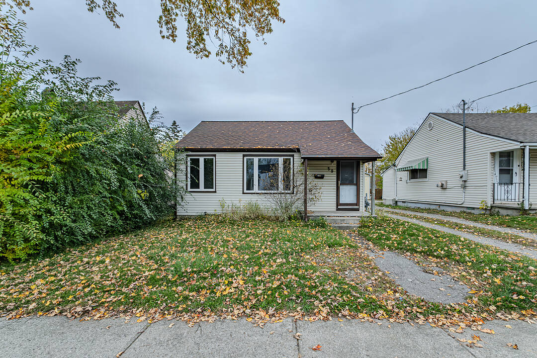 59 Salisbury Avenue, Brantford, Ontario
