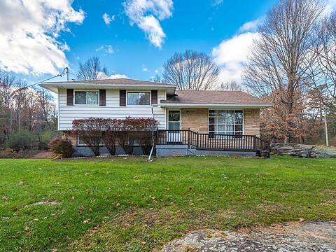 638 Thousand Islands Parkway, Lansdowne