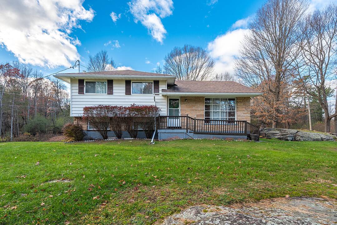 638 Thousand Islands Parkway, Lansdowne, Ontario