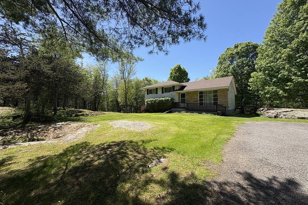 638 Thousand Islands Parkway, Lansdowne, Ontario
