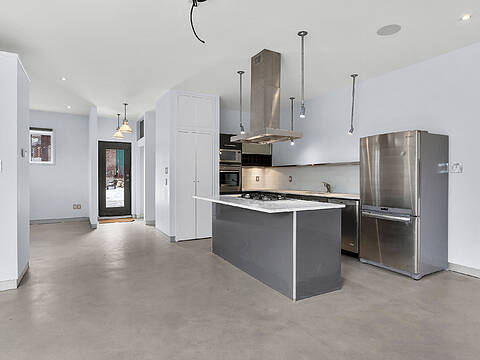 301 Euclid Ave #Lane, Toronto