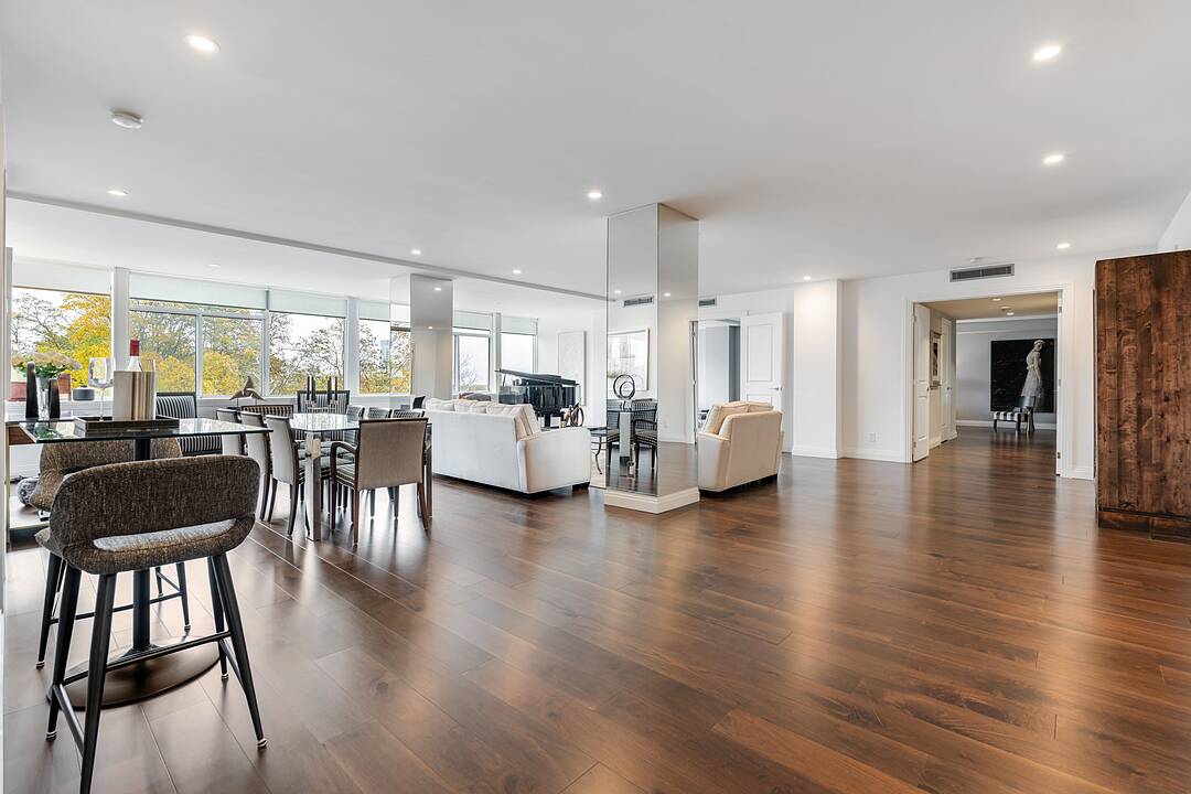 1 Benvenuto Pl #320, Toronto, Ontario