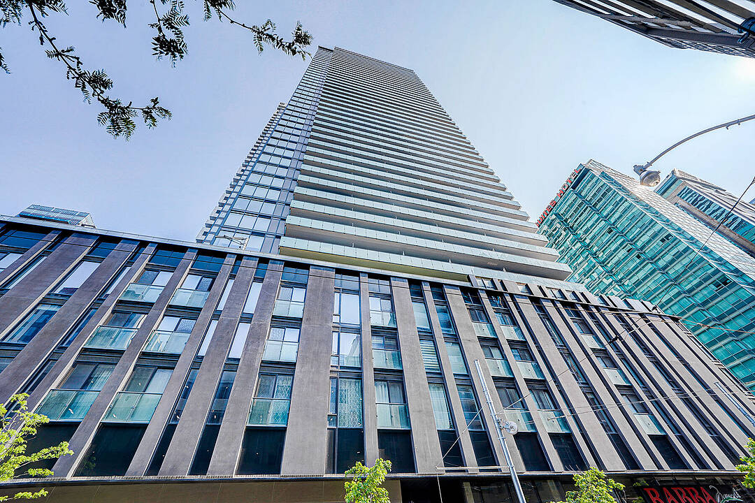 402 - 25 Richmond St E, Toronto, Ontario