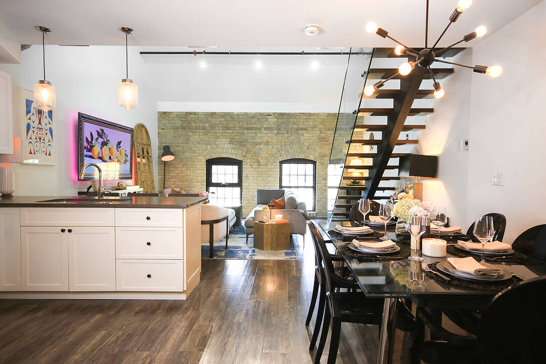 31 Powerhouse St #201, Toronto, Ontario