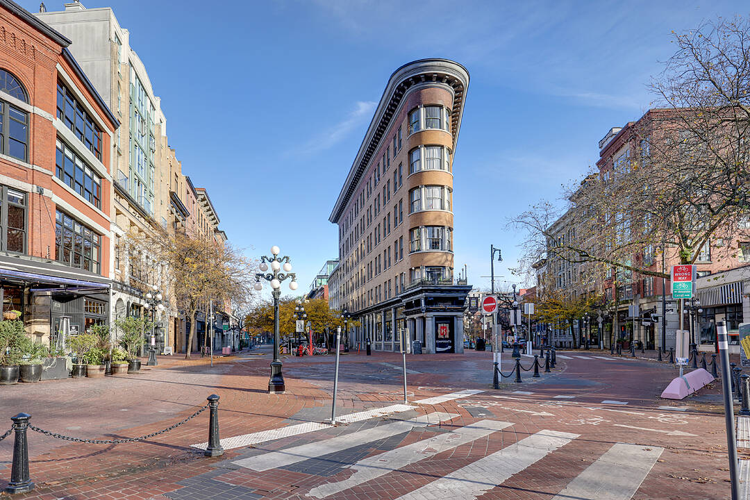 300 Powell Street, Vancouver, British Columbia