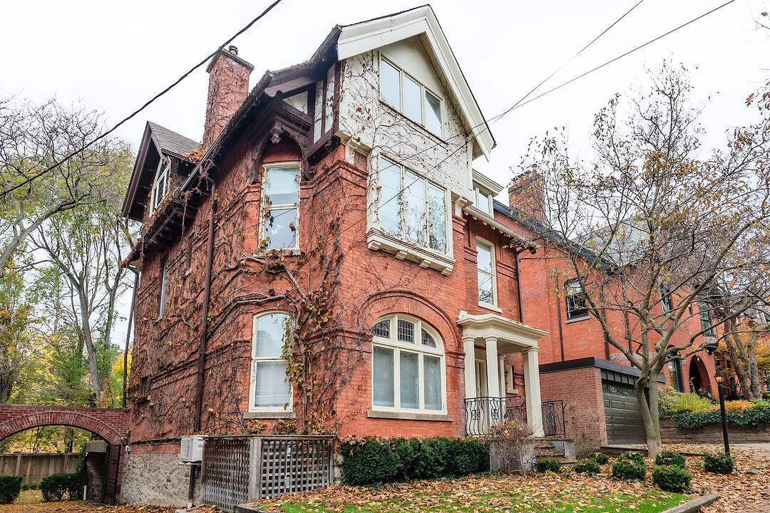 104 Park Rd, Toronto, Ontario