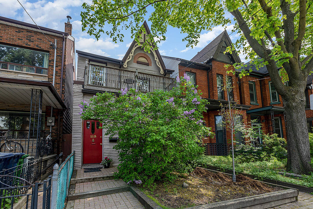 115 Major St ##2, Toronto, Ontario