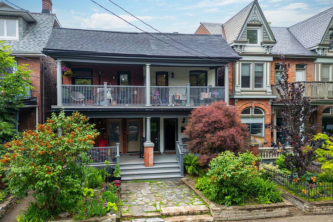 412 Wellesley St E #Upper, Toronto, Ontario