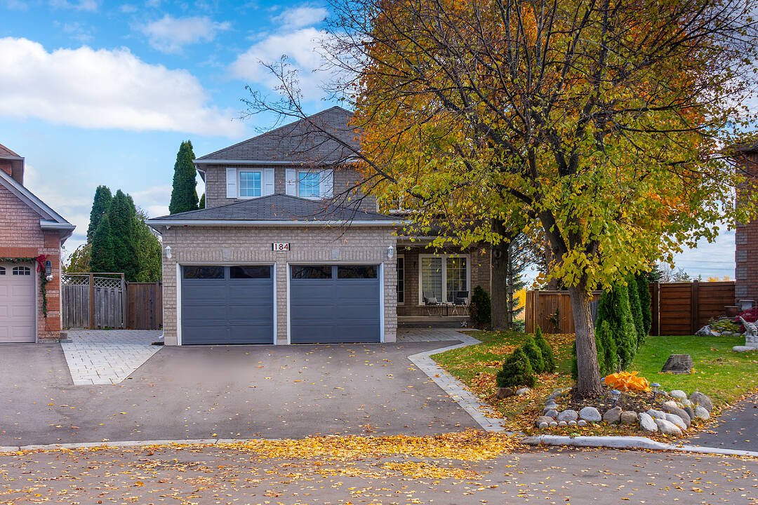 184 Veneto Dr, Vaughan, Ontario
