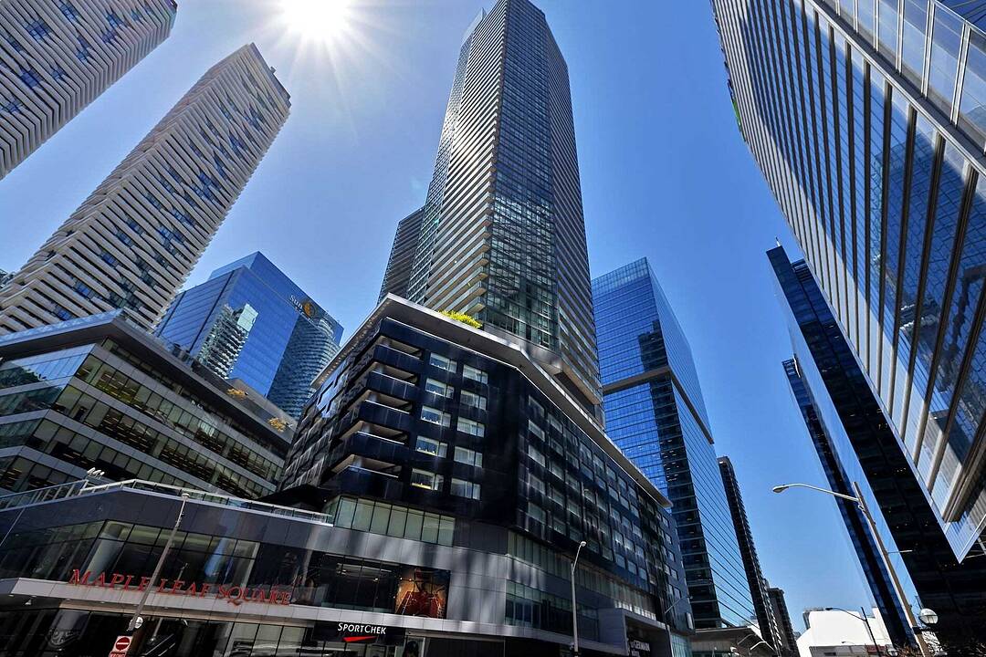 55 Bremner Blvd #4210, Toronto, Ontario
