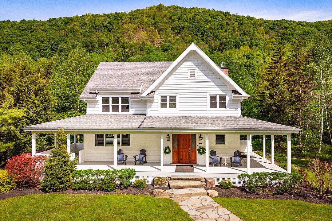 80 Rue Lawrence, Bromont, Québec