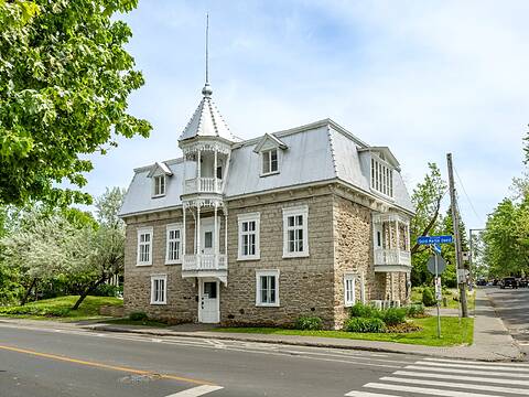 4040 Boul. St-Martin O., Chomedey