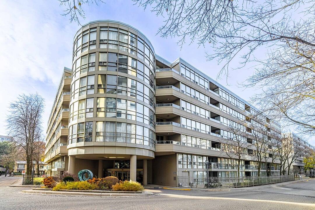 18 Lower Village Gate #609, Toronto, Ontario