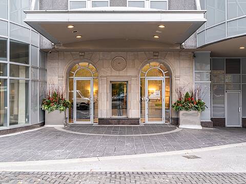 10 Bellair St #1403, Toronto