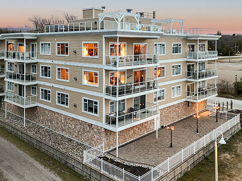 137 Elgin Street #302, Saugeen Shores