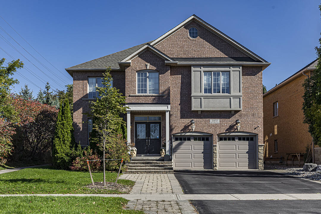 2472 Upper Valley Cres, Oakville, Ontario