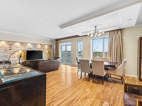 791 Rue de la Commune E., Apt. 111, Ville-Marie