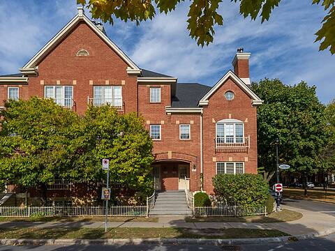 1573 Boul. Alexis-Nihon, Saint-Laurent