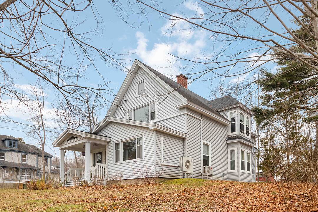 110 Dufferin Street, Bridgewater, Nova Scotia