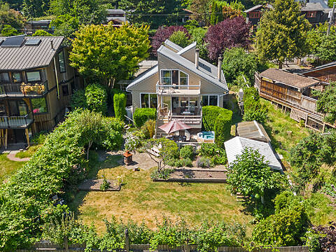 1115 Lenora Road, Bowen Island