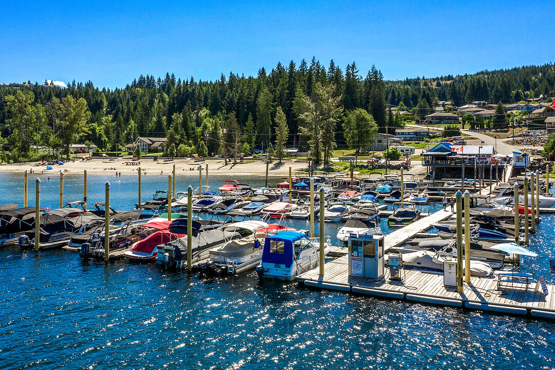2886 Marine Drive, Blind Bay, British Columbia