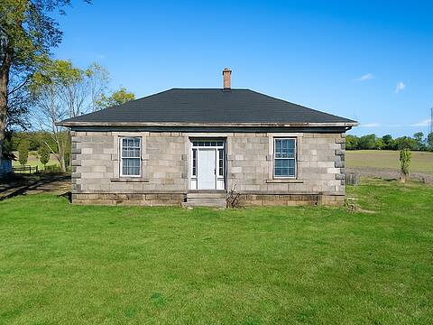 343 Blue Lake Rd, Brant