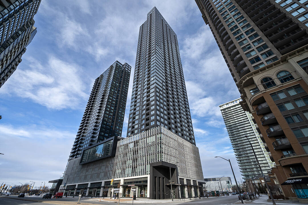 395 Square One Dr #3309, Mississauga, Ontario