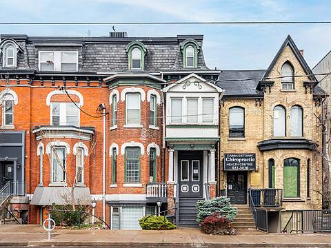 212 Carlton St #3, Toronto