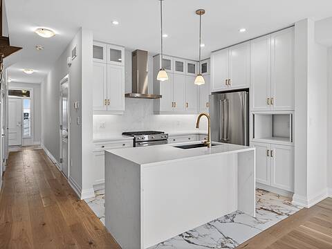 675 Victoria Rd N #12, Guelph