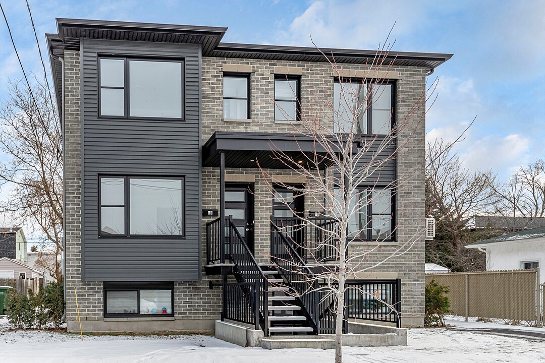 82-86 Rue Montcalm, Le Vieux-Longueuil, Quebec