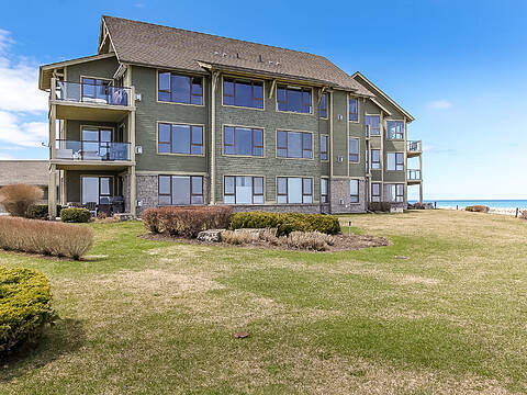 550 Mariners Way, Collingwood