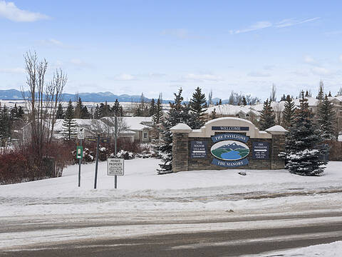 345 Rocky Vista Park NW #101, Calgary