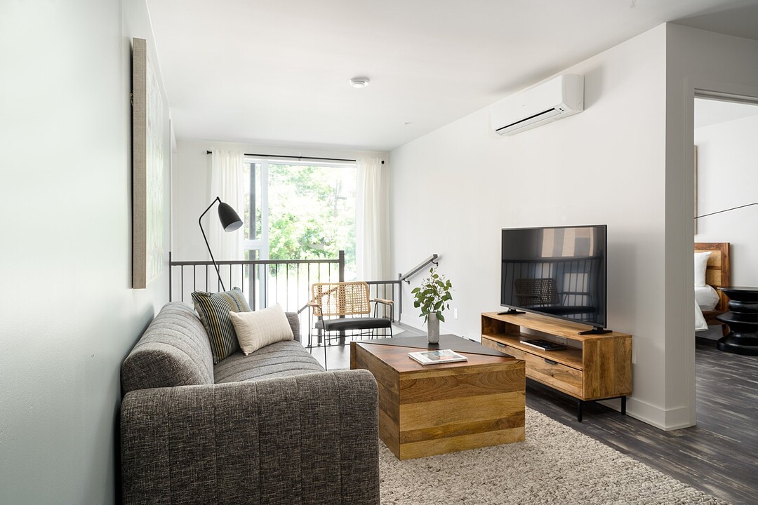 2085 Av. Papineau, Apt. 103, Ville-Marie, Québec
