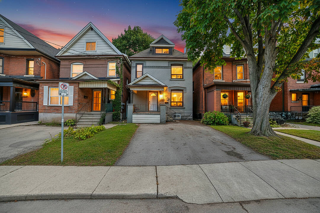 97 Garfield Ave S, Hamilton, Ontario
