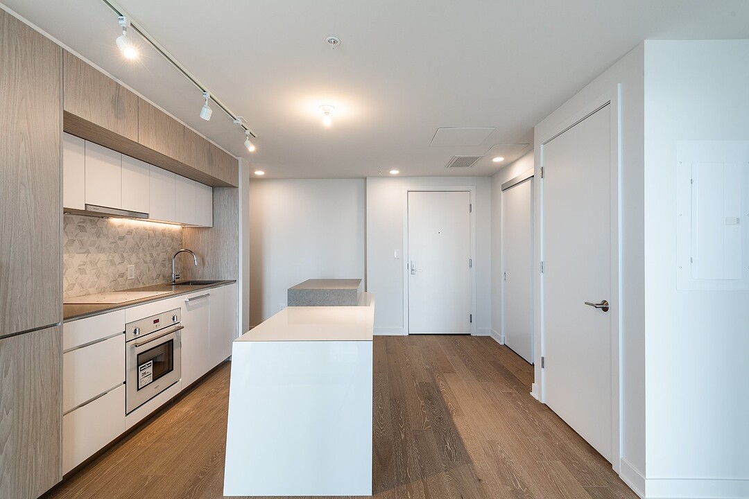 1188 Rue St-Antoine O., Apt. 4605, Ville-Marie, Québec