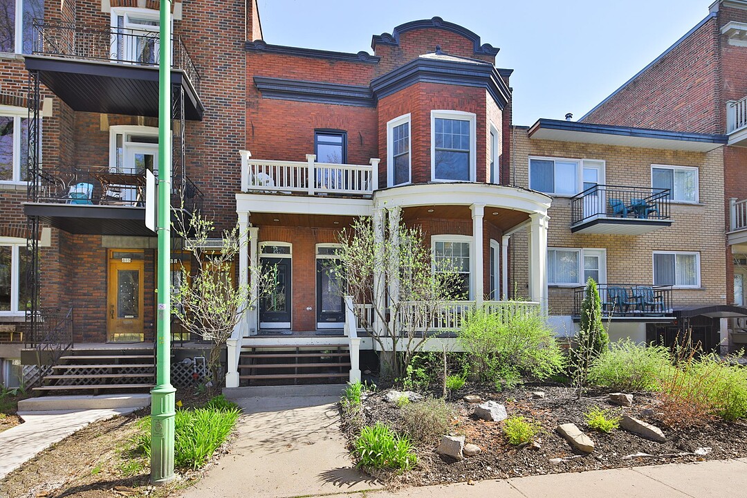 865 Av. Davaar, Outremont, Québec