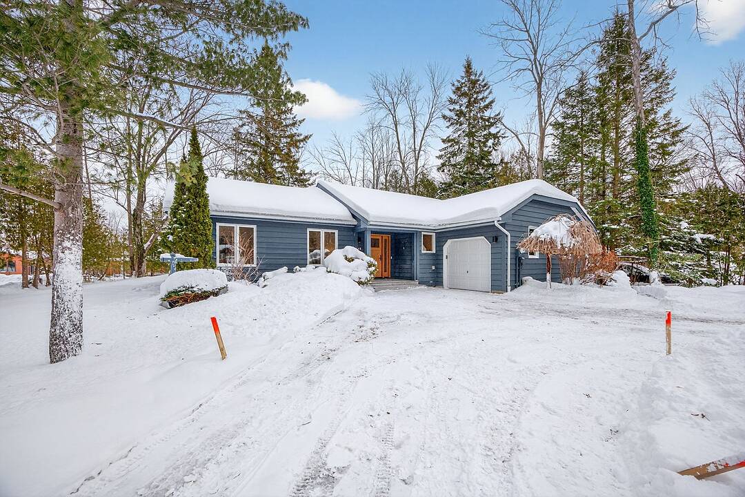 111 Patricia Drive, Blue Mountains, Ontario
