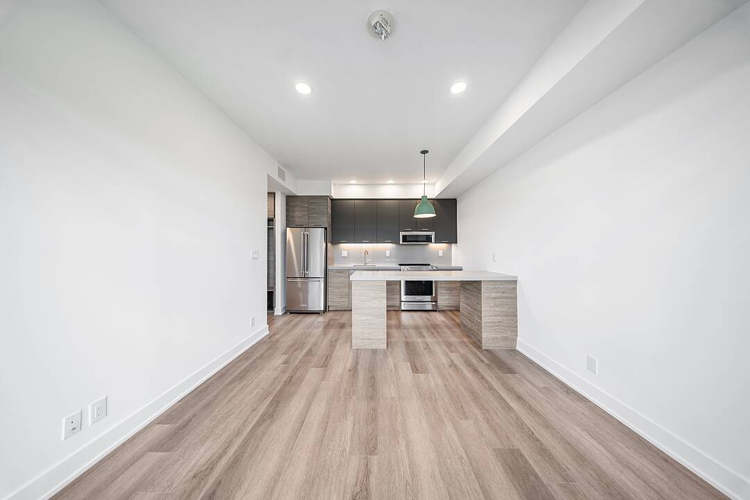 484 Spadina Ave #507, Toronto, Ontario