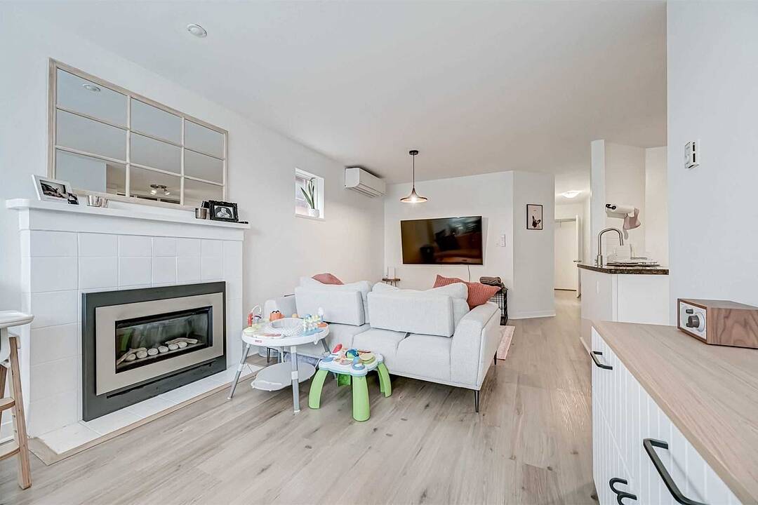 1458 Bayview Ave ##2, Toronto, Ontario