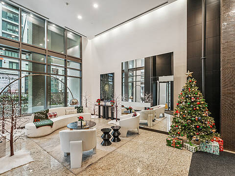 88 Broadway Ave #708, Toronto